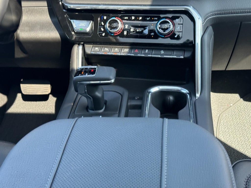 GMC Sierra 1500 Vehicle Image 09