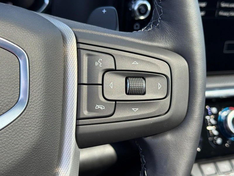 GMC Sierra 1500 Vehicle Image 13