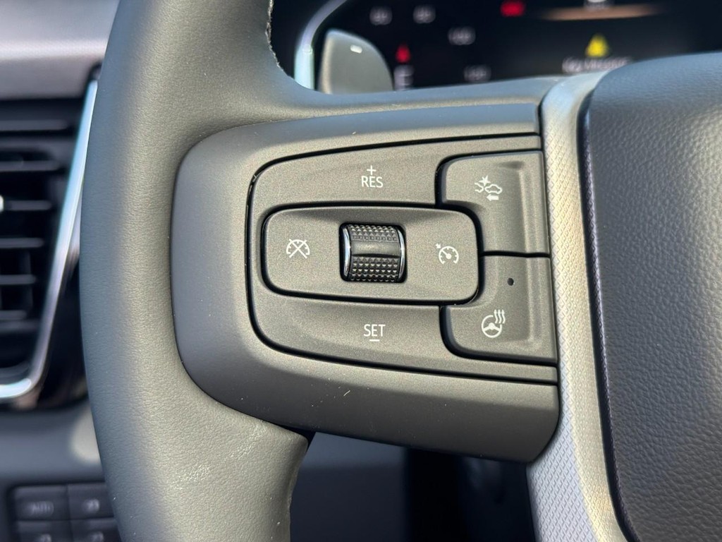 GMC Sierra 1500 Vehicle Image 12