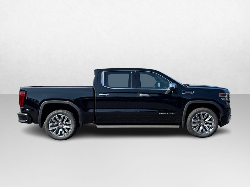 GMC Sierra 1500 Vehicle Image 02
