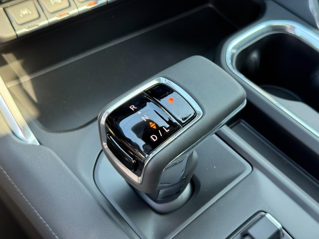 GMC Sierra 1500 Vehicle Image 13