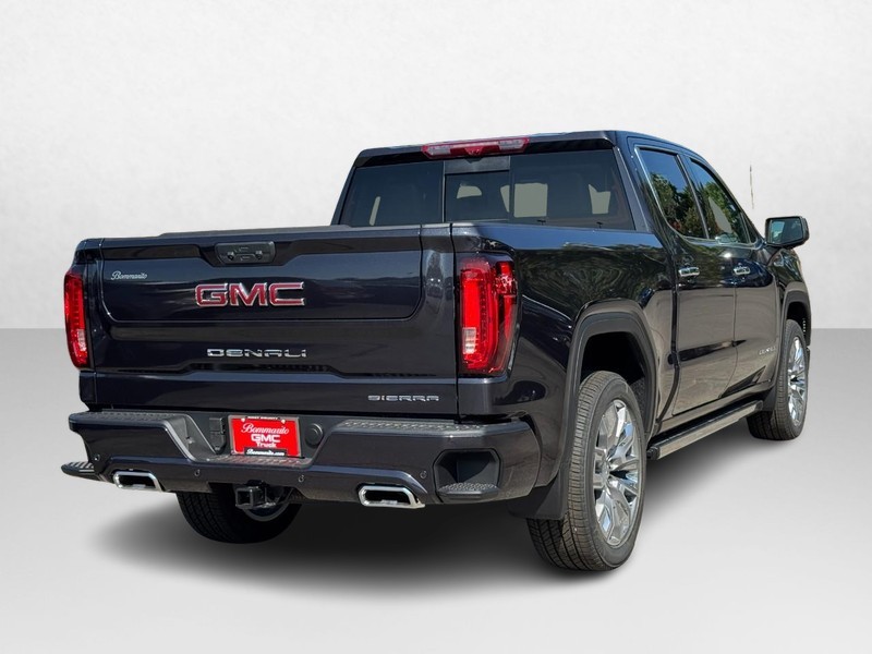 GMC Sierra 1500 Vehicle Image 03