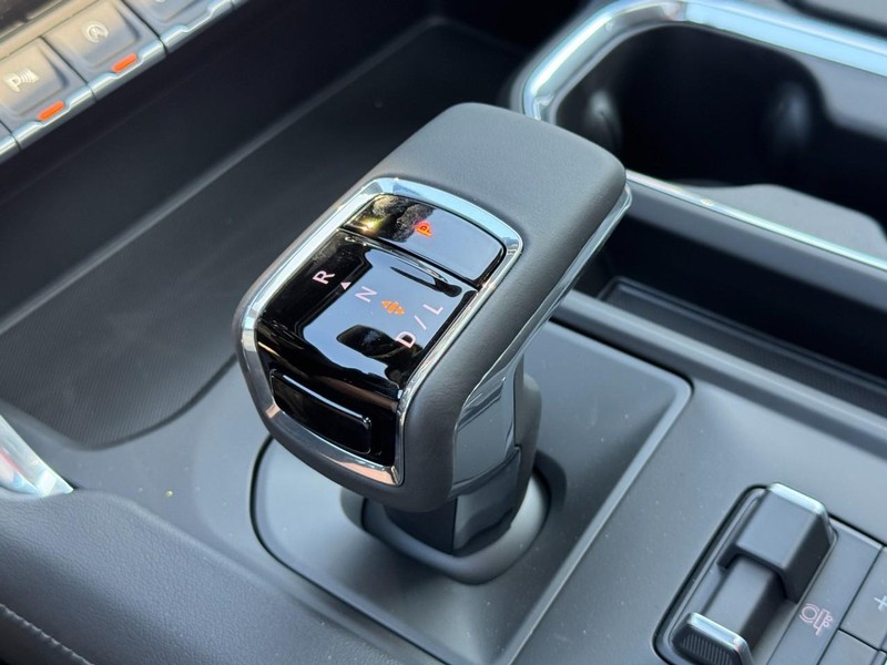 GMC Sierra 1500 Vehicle Image 15