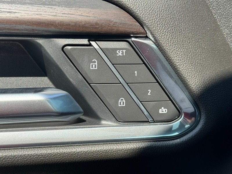 GMC Sierra 1500 Vehicle Image 10