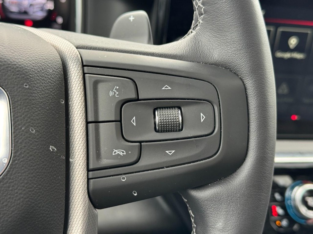 GMC Sierra 1500 Vehicle Image 12