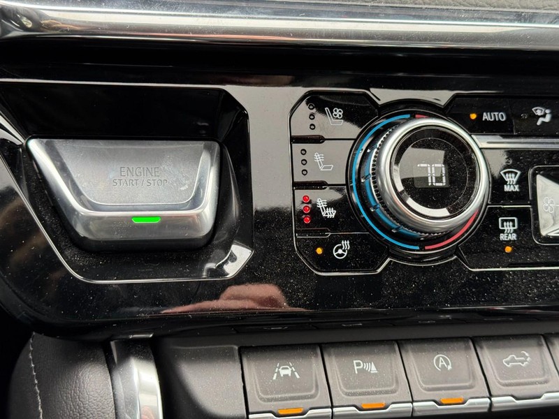 GMC Sierra 1500 Vehicle Image 14