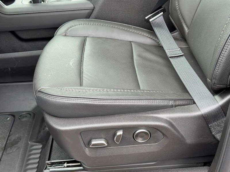 GMC Sierra 1500 Vehicle Image 17