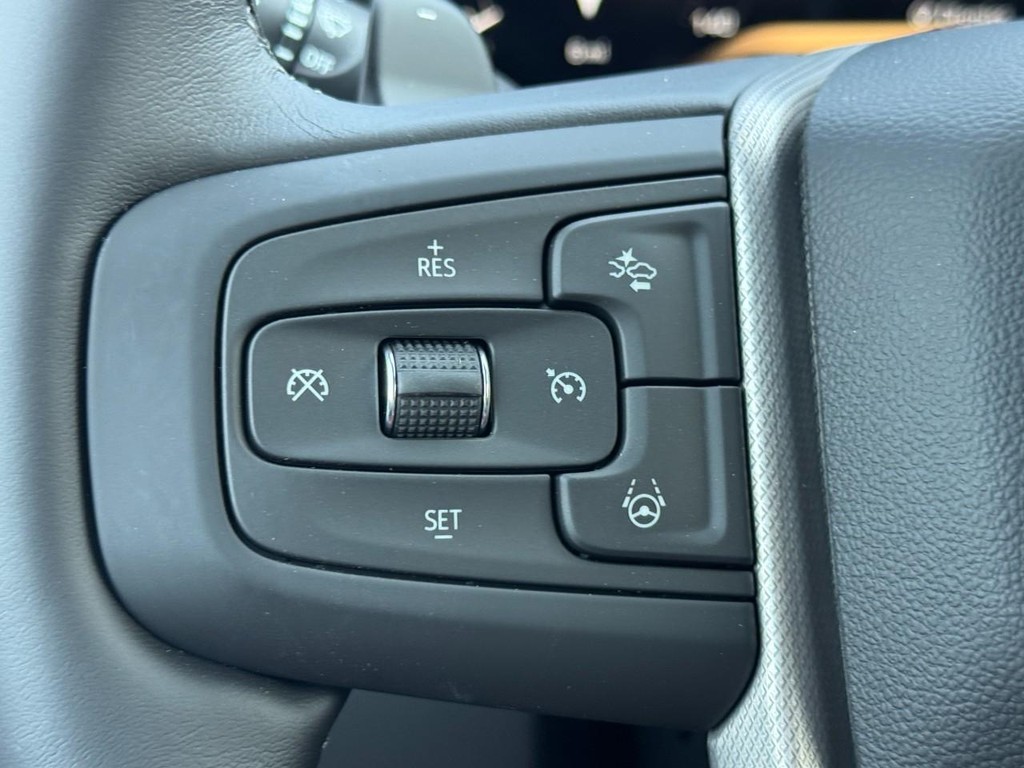 GMC Sierra 1500 Vehicle Image 11