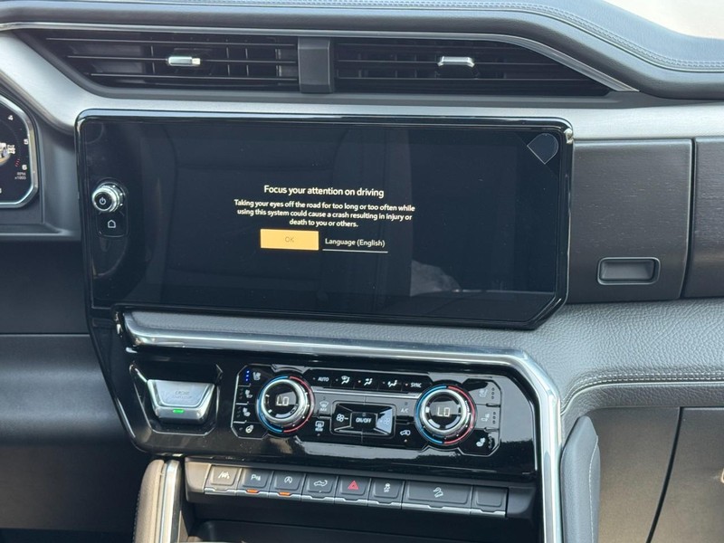 GMC Sierra 1500 Vehicle Image 08