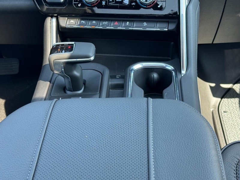 GMC Sierra 1500 Vehicle Image 09