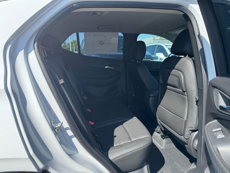 Buick Encore GX Vehicle Image 05