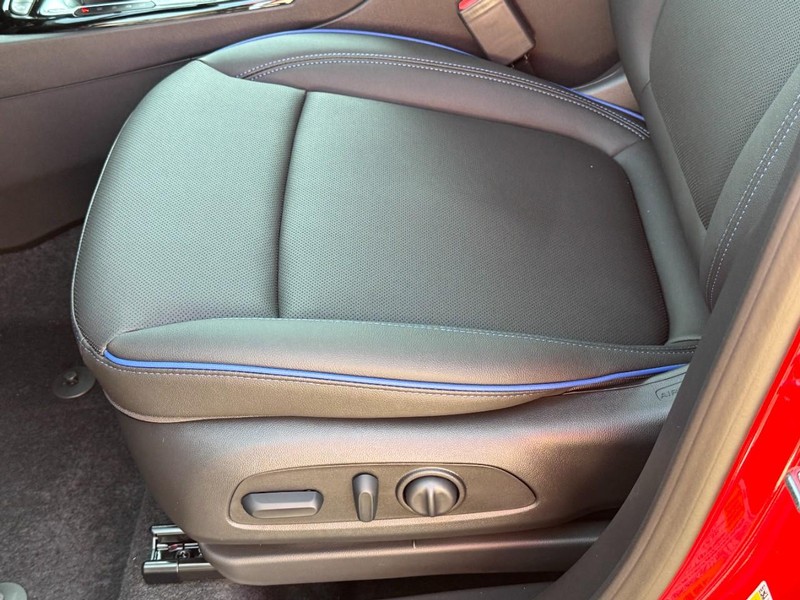 Buick Encore GX Vehicle Image 15