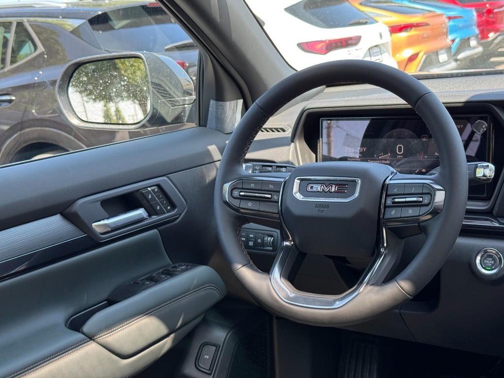 GMC Terrain Vehicle Image 08