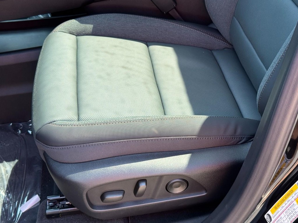 GMC Terrain Vehicle Image 17