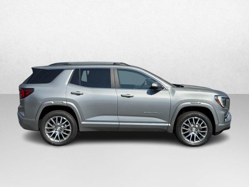 GMC Terrain Vehicle Image 02
