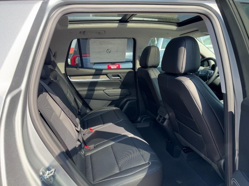 GMC Terrain Vehicle Image 05