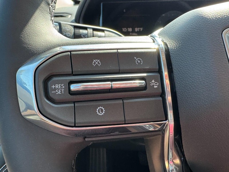 GMC Terrain Vehicle Image 11