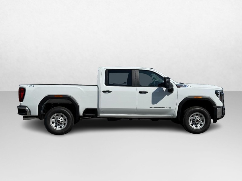 GMC Sierra 2500HD Vehicle Image 02