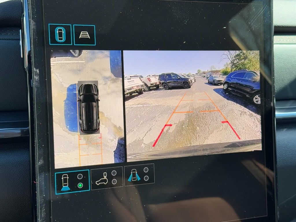 GMC Terrain Vehicle Image 14