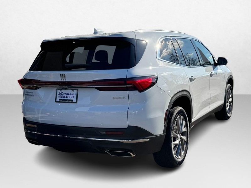 Buick Enclave Vehicle Image 03