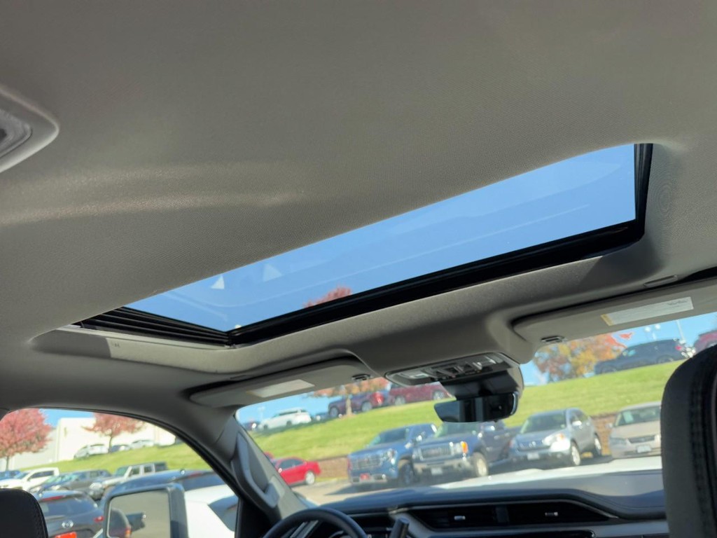 GMC Sierra 2500HD Vehicle Image 06