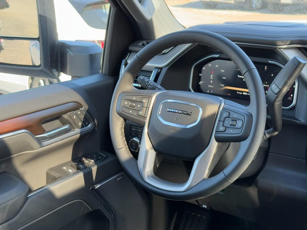 GMC Sierra 2500HD Vehicle Image 08