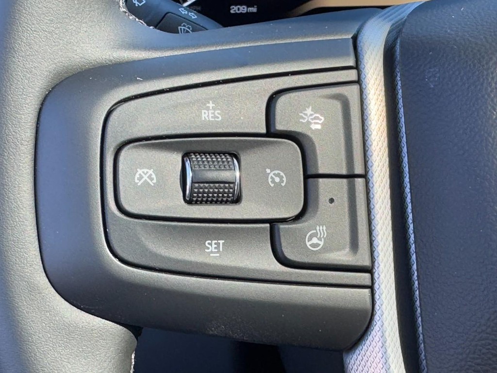 GMC Sierra 2500HD Vehicle Image 12