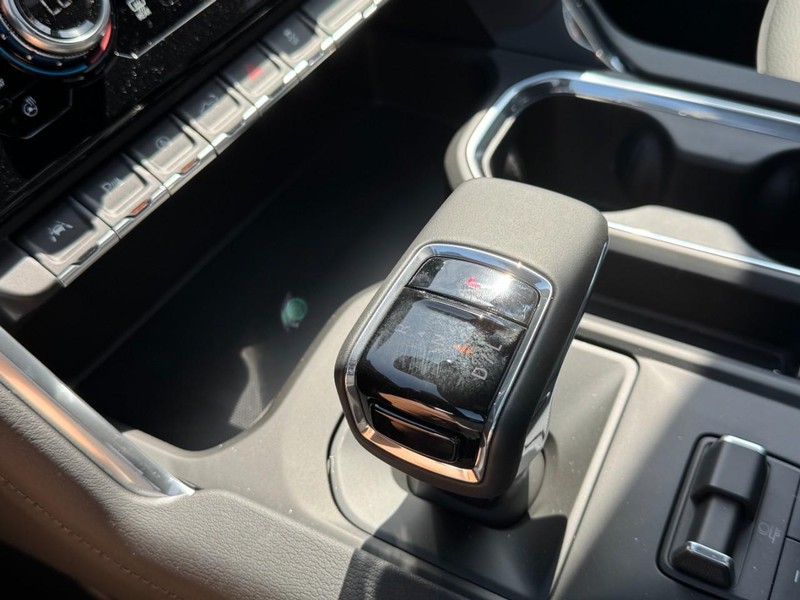 GMC Sierra 1500 Vehicle Image 13