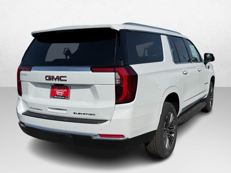 GMC Yukon XL Vehicle Image 03