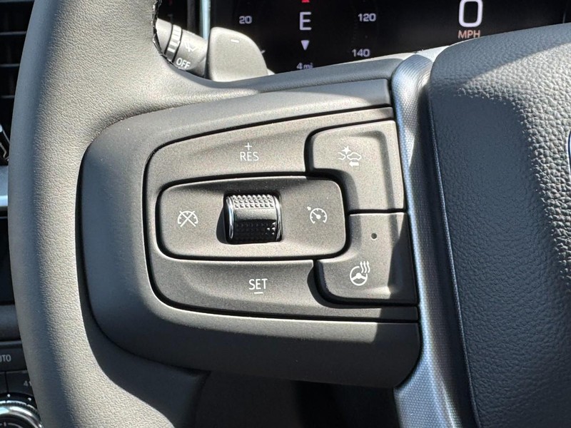 GMC Sierra 1500 Vehicle Image 11