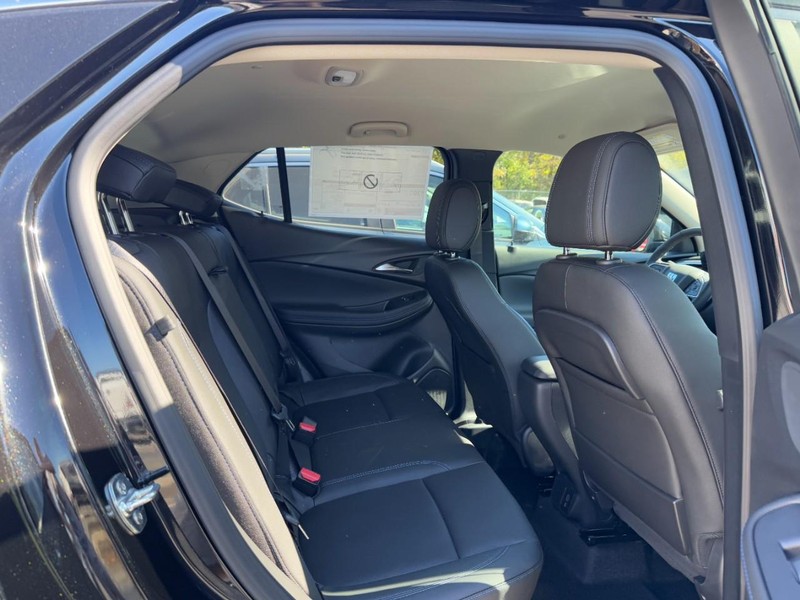 Buick Encore GX Vehicle Image 05