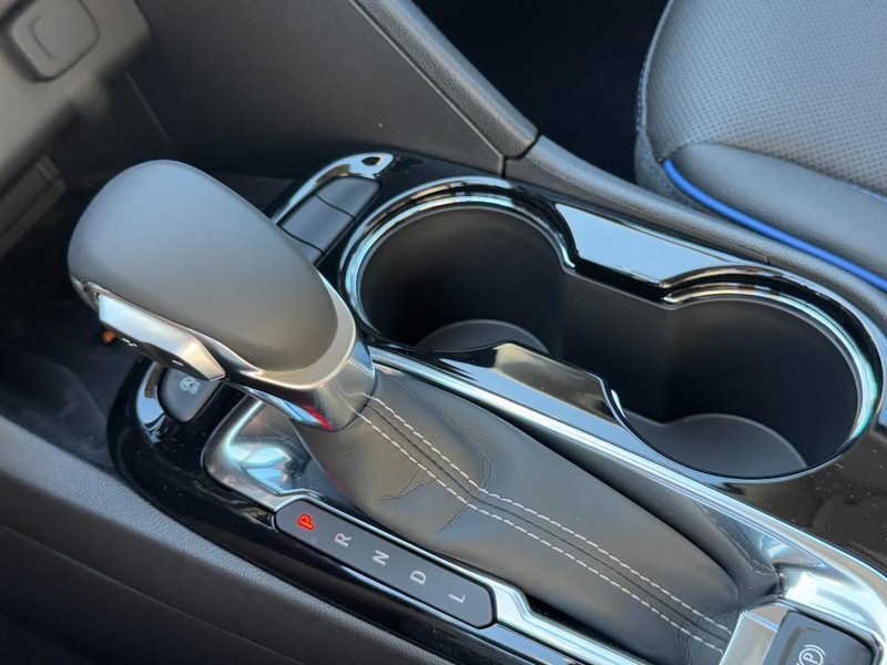 Buick Encore GX Vehicle Image 12