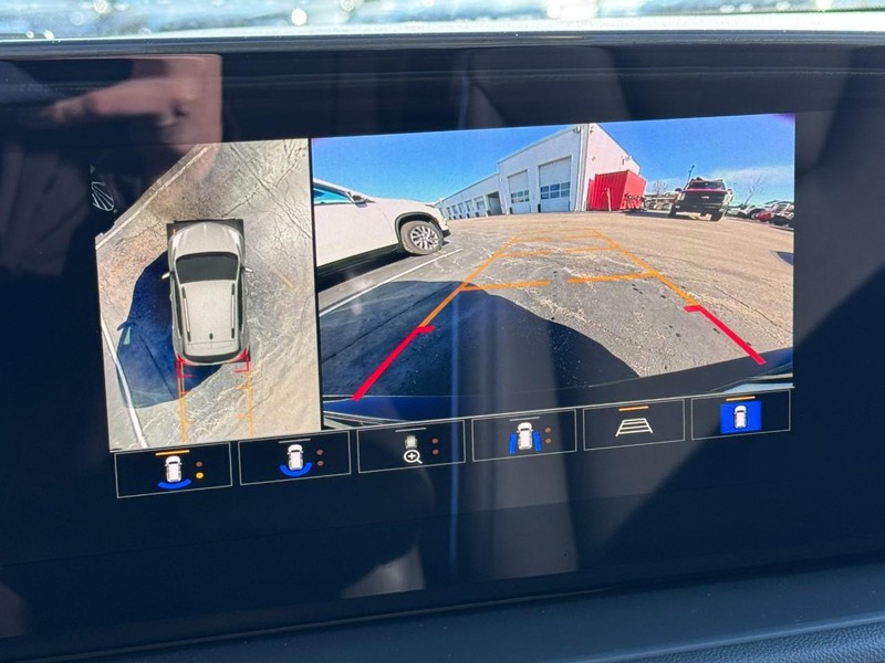 Buick Encore GX Vehicle Image 14