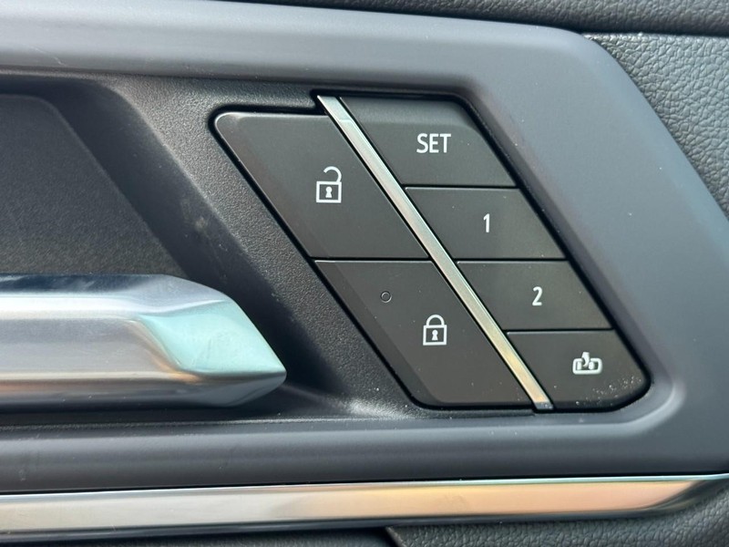 GMC Terrain Vehicle Image 11