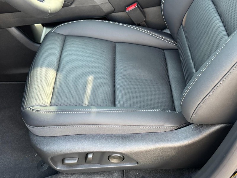 GMC Terrain Vehicle Image 18