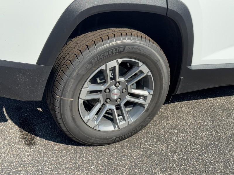 GMC Terrain Vehicle Image 04