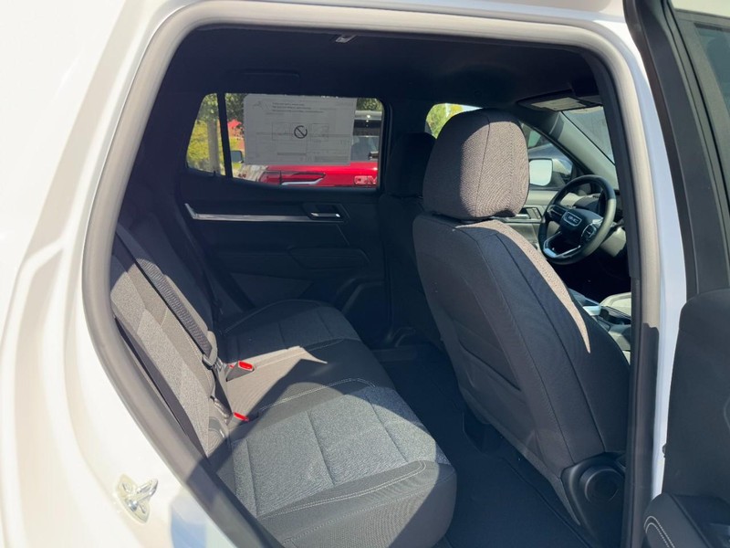 GMC Terrain Vehicle Image 05