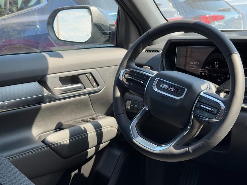 GMC Terrain Vehicle Image 07