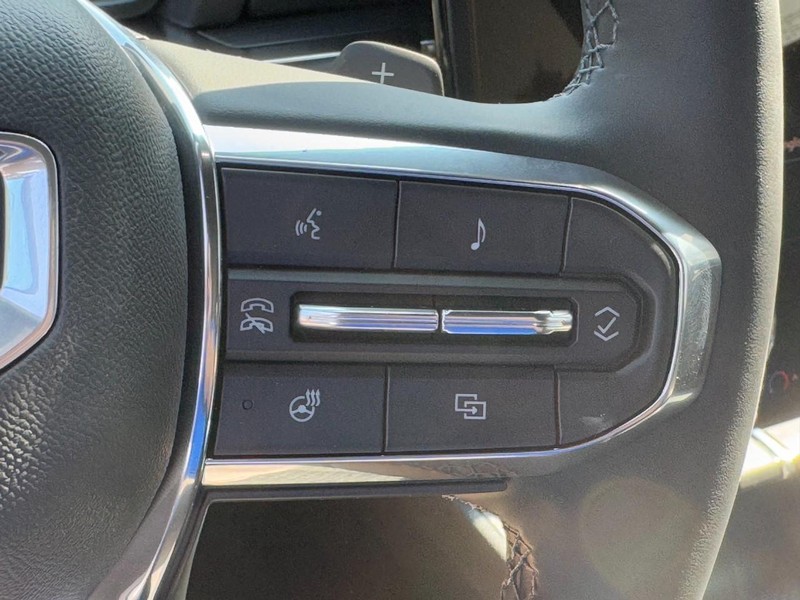 GMC Terrain Vehicle Image 11