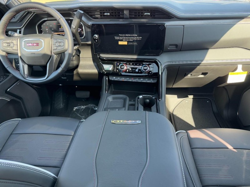 GMC Sierra 2500HD Vehicle Image 06