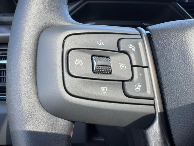 GMC Sierra 2500HD Vehicle Image 12