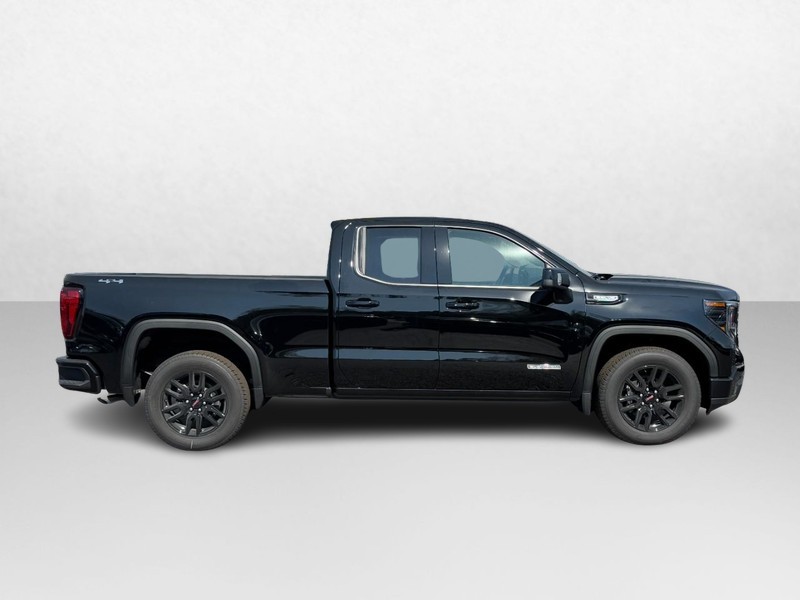 GMC Sierra 1500 Vehicle Image 02