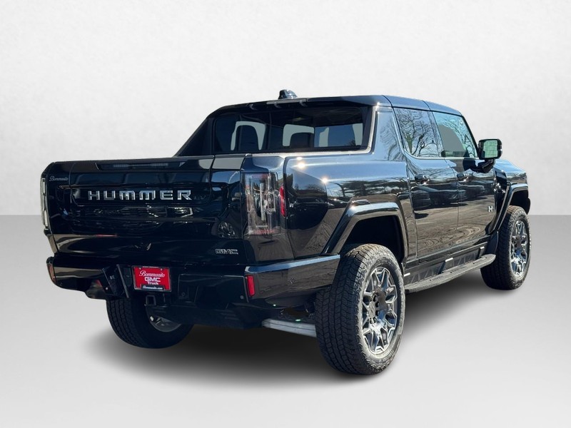 GMC HUMMER EV Pickup Vehicle Image 03