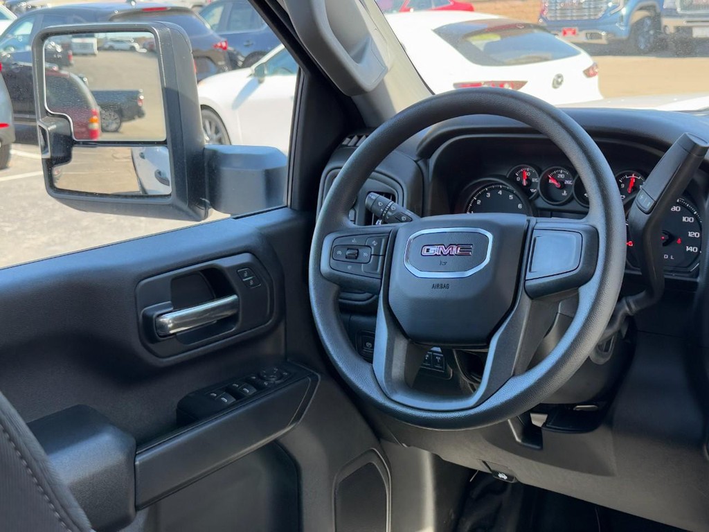 GMC Sierra 2500HD Vehicle Image 07