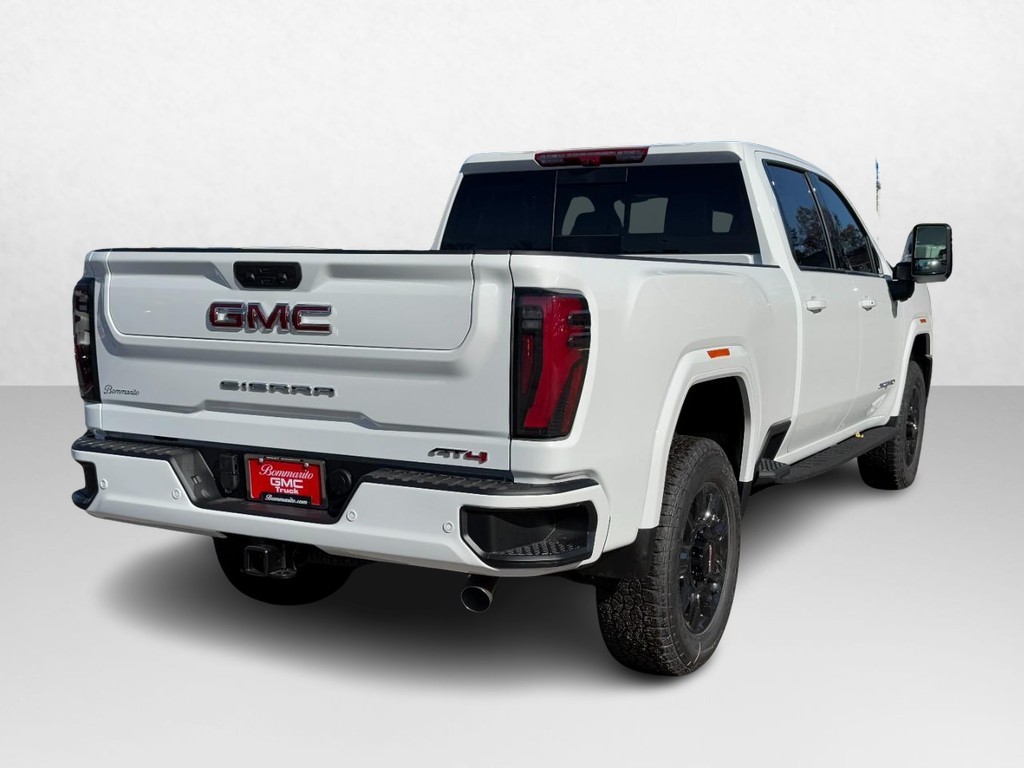 GMC Sierra 2500HD Vehicle Image 03