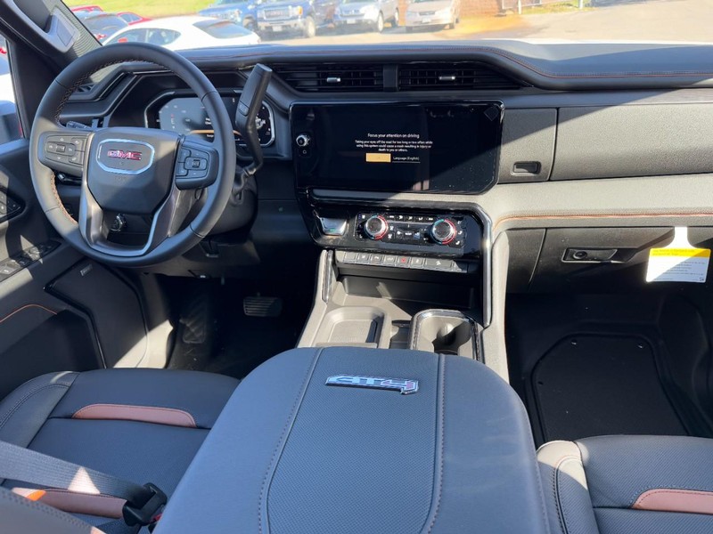 GMC Sierra 2500HD Vehicle Image 07