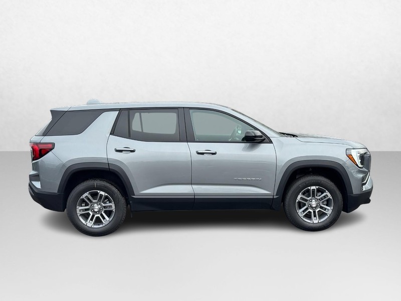 GMC Terrain Vehicle Image 02