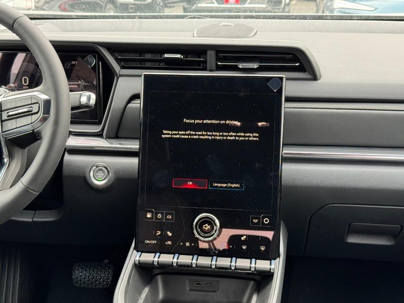 GMC Terrain Vehicle Image 08