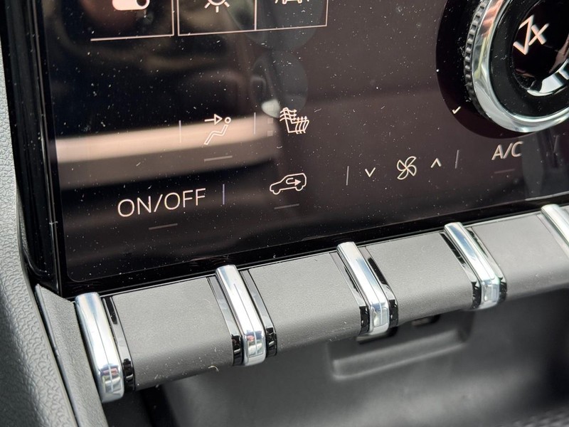 GMC Terrain Vehicle Image 12