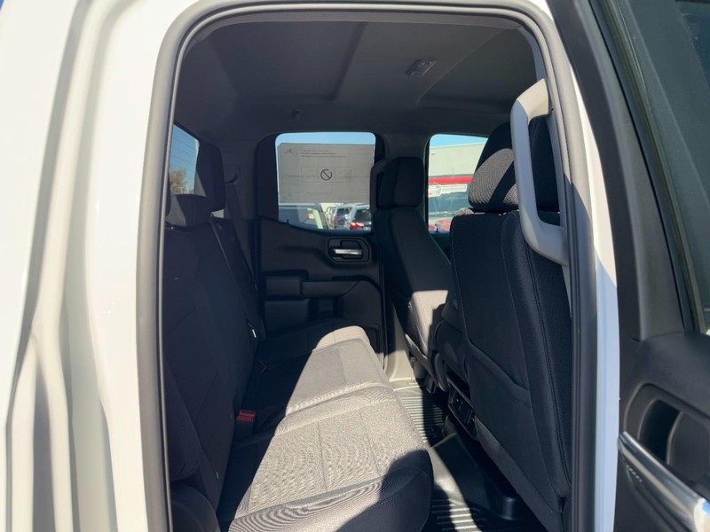 GMC Sierra 1500 Vehicle Image 05